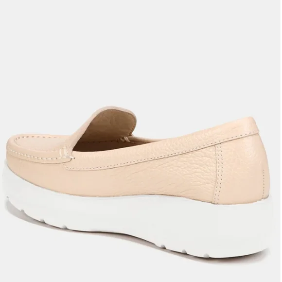 Naturalizer Luanna Slip-on Shoe Beige 9.5 - Picture 2 of 6
